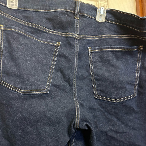 Plus Size Old Navy Jean Shorts - Picture 3 of 3